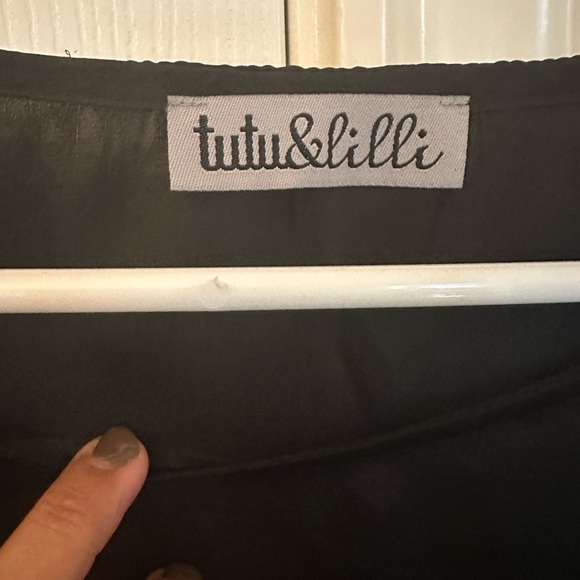 Black blouse tutu & lilli - Picture 5 of 6